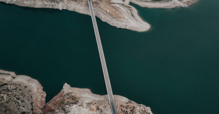 Quelles sont les îles isolées à traverser lors d&rsquo;une traversée d&rsquo;îles isolées?